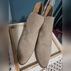 Free People Womens Charm Double V Ankle Boots Block Heel Taupe Suede